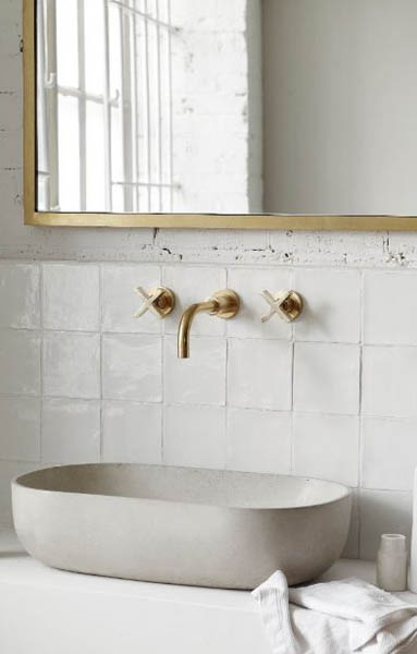 tiny bathroom renovation tips