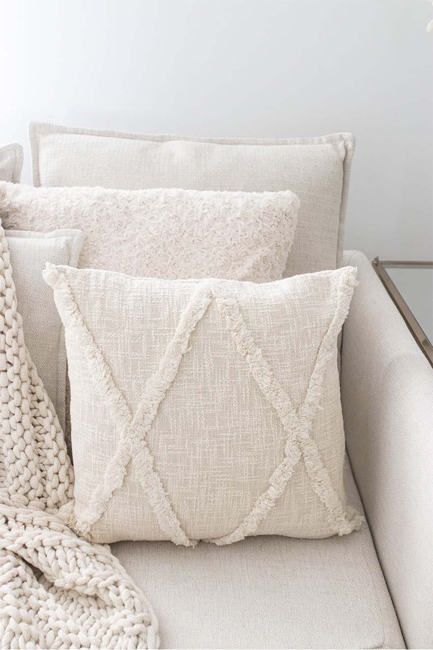 How to Mix and Match Cushions Like a Pro