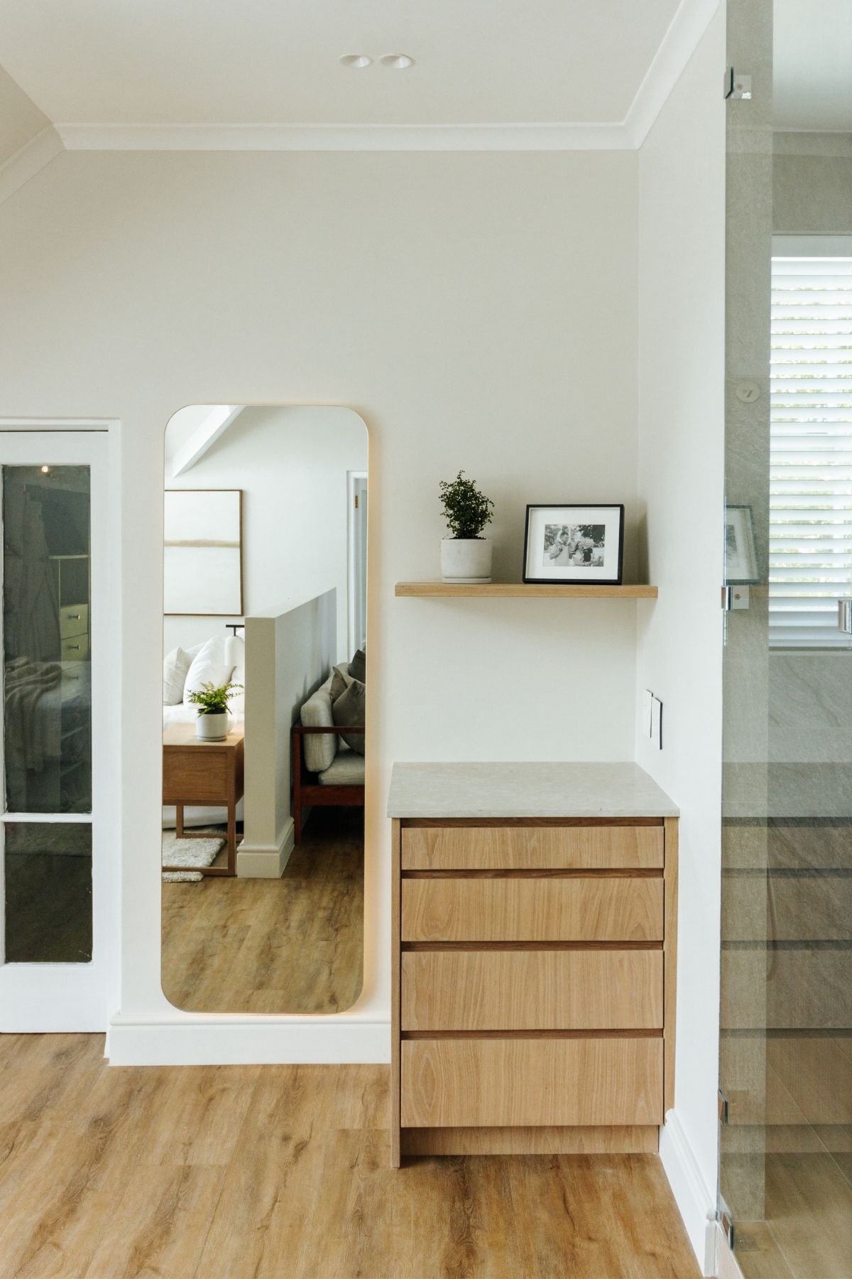 The Home Studio Wardrobe Design Done Properly